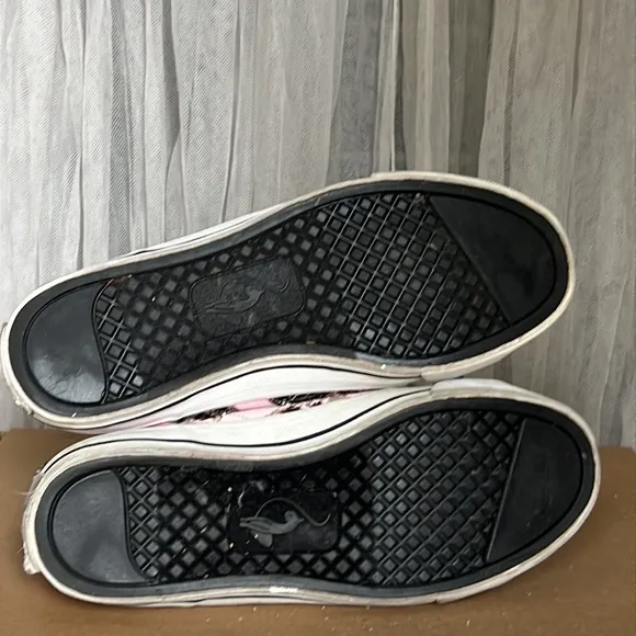 ⭐️ Baby Phat pink &amp; silver bling high top Sneakers women size 7