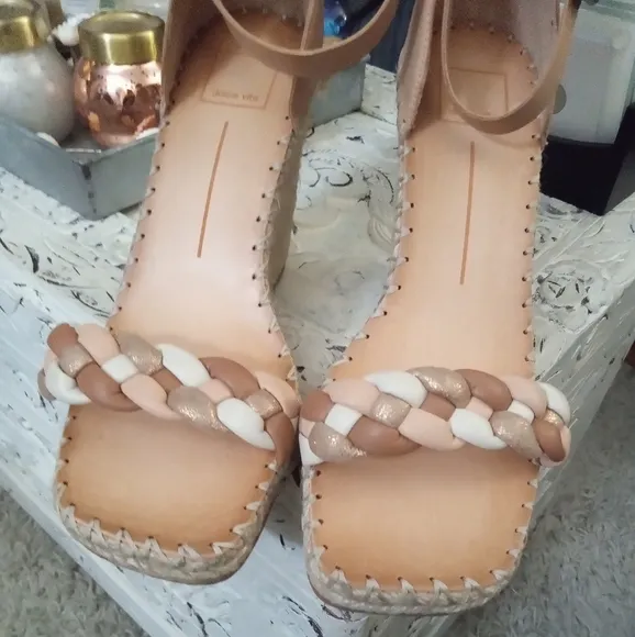 🆕⭐ Dolce Vita Espadrilles