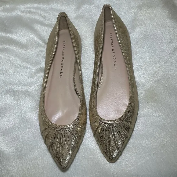 ⭐️🆕⭐️ Loeffler Randall “Winifred” Gold Flats