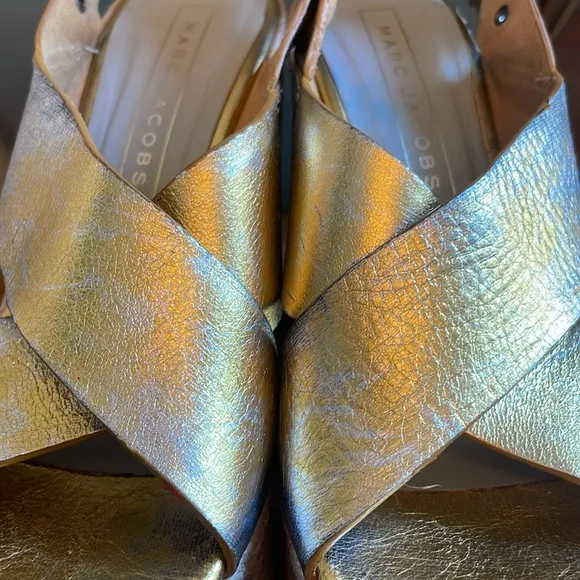 🐾 Marc Jacobs platform distressed gold leather espadrilles w rhinestone buckle