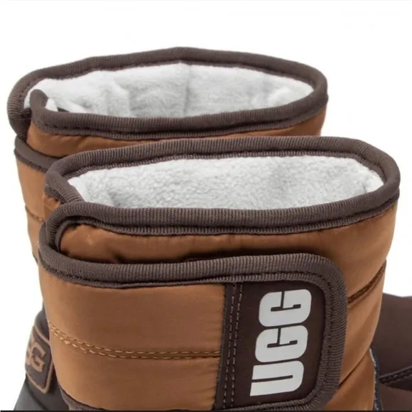 🥰 New Ugg Toty Weather Brown Boots Size Big kids 5