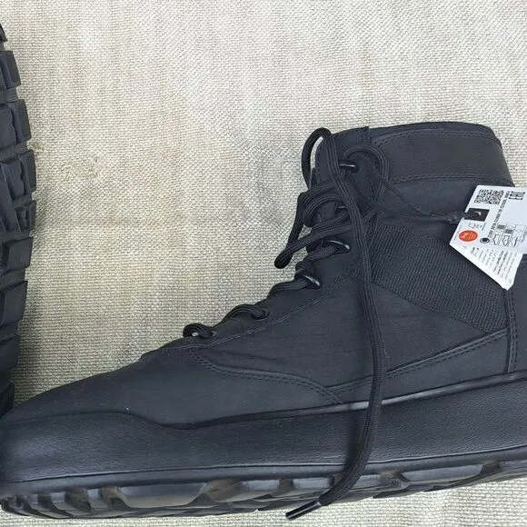 - Zara Men’s Sneakers  Black High Top Fashion Gym Shoes Size 9 New