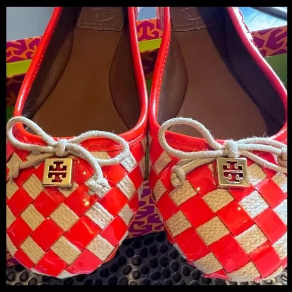 🔥1 hour sale - Worn 1X, Tory Burch, ballet Prescott flats, orange cream, 6.5