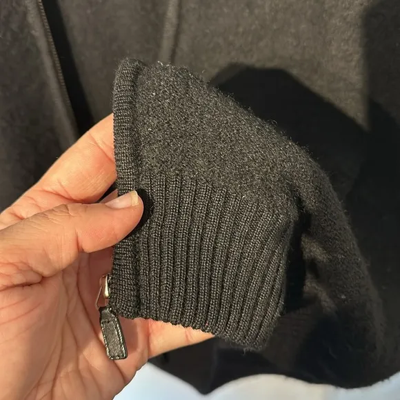 100% pure new wool Charter club full zip vest