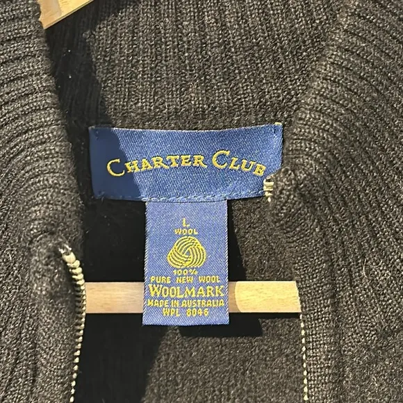 100% pure new wool Charter club full zip vest