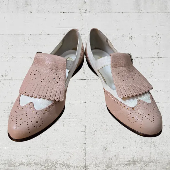 90s Vintage White Mauve Pink Kiltie Wingtip Leather Mary Jane Loafers Size 6.5