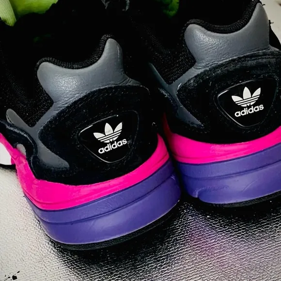 Adidas Kylie Jenner Falcon OG Sneakers size 6.5