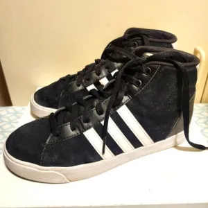 Adidas NEO CloudFoam Black Suede ART B74246 High-Top Sneakers Womens sz. 8.5
