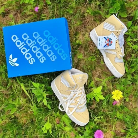 Adidas Rivalry 86- High Top Leather Sneakers