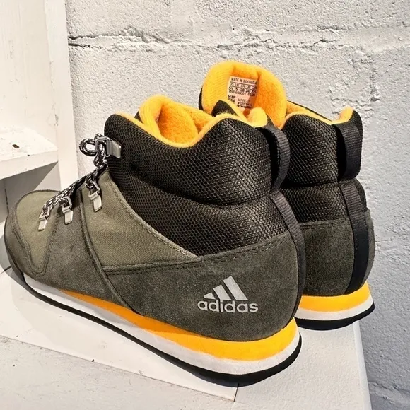 Adidas Snowpitch Green Gold  High Top Sneaker Hiker Grip Bottom Men’s 5.5