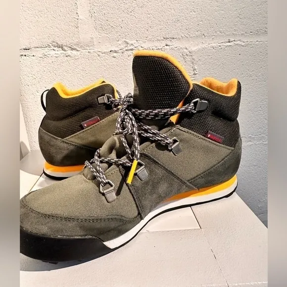 Adidas Snowpitch Green Gold  High Top Sneaker Hiker Grip Bottom Men’s 5.5