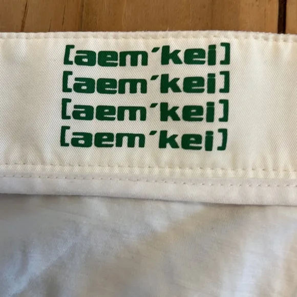 Aem’kei Off White Cotton Shorts, Zippers on sides, adjustable tab waist, Germany