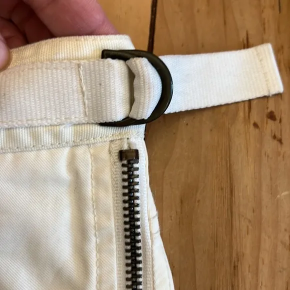 Aem’kei Off White Cotton Shorts, Zippers on sides, adjustable tab waist, Germany