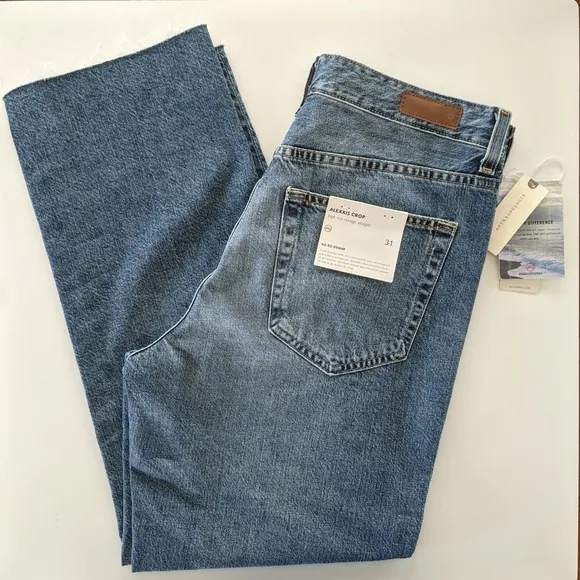 AG Alexxis High-Rise Vintage Straight Crop Jean in 18 Years Creekside 31 NWT