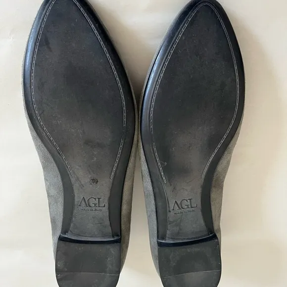 AGL Attilio Giusti Leombruni Mist Gray Suede Studded Grommet Ballet Flat…
