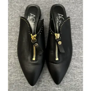 AGL Black Leather Flat Sandals Mules ITALY Size Eu 37 US 7M