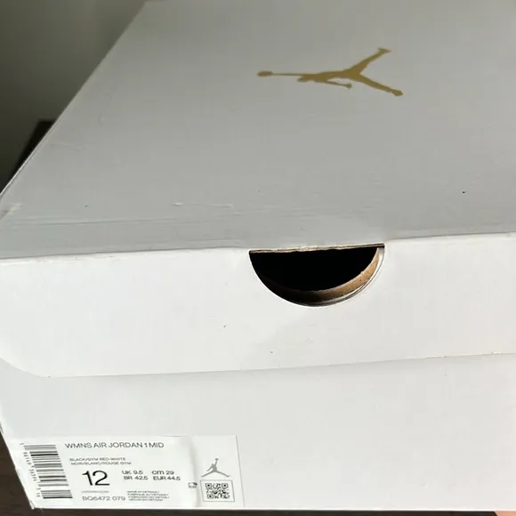 Air Jordan 1 MID black gym red white black women’s size 12 men’s 10.5 with box