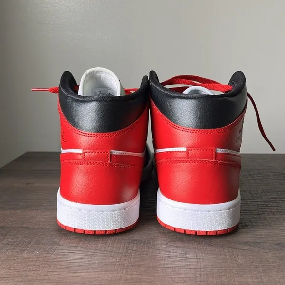 Air Jordan 1 MID black gym red white black women’s size 12 men’s 10.5 with box
