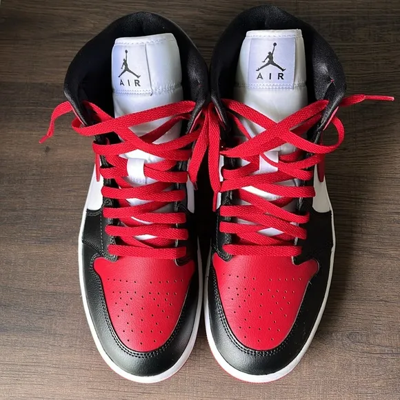 Air Jordan 1 MID black gym red white black women’s size 12 men’s 10.5 with box