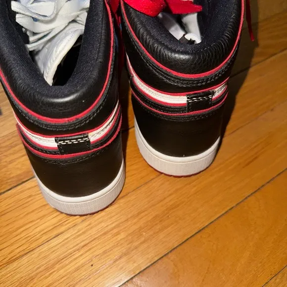 Air Jordan 1 Retro High OG BG 'Bloodline'
