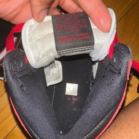 Air Jordan 1 Retro High OG BG 'Bloodline'