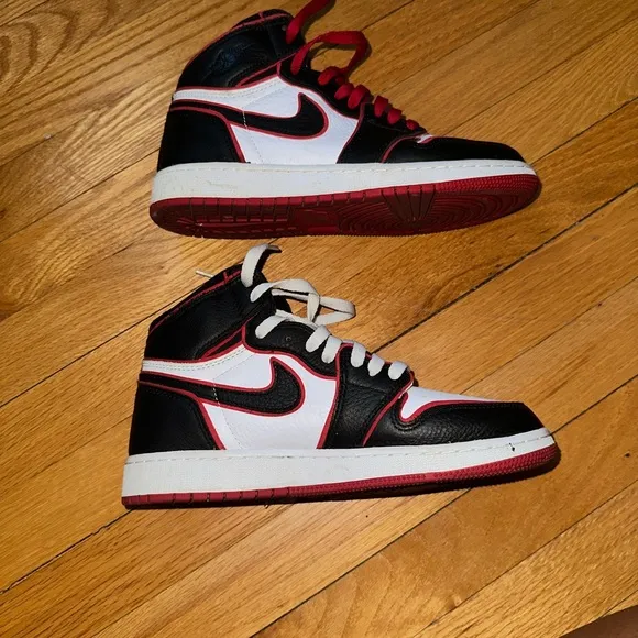 Air Jordan 1 Retro High OG BG 'Bloodline'