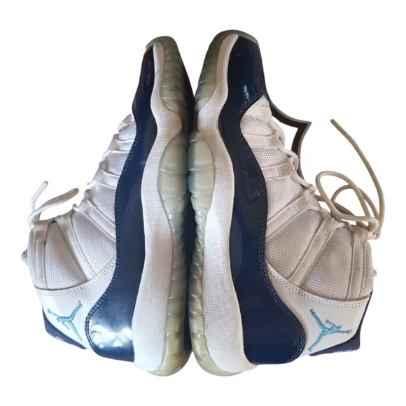 Air Jordan 11 Retro Boy's High Top Sneakers Size 5Y