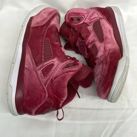 Air Jordan spizike velvet noble red high top sneakers youth sz 3y