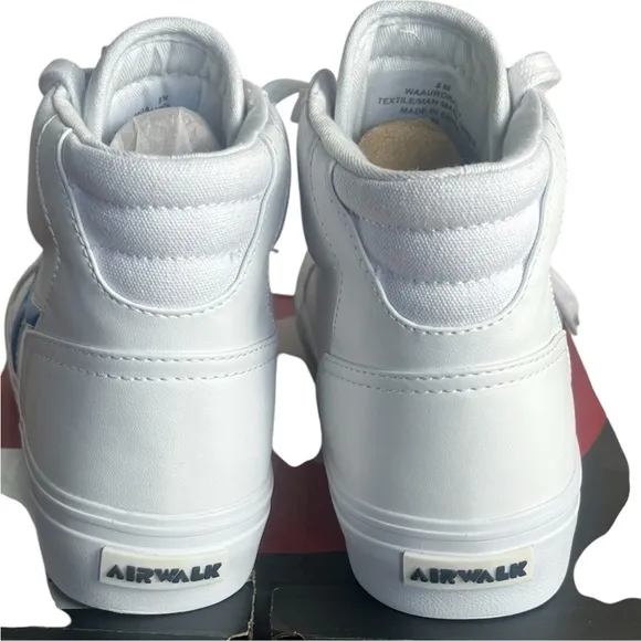 Airwalk Aurora3 White and Blue High-Tops Sneakers