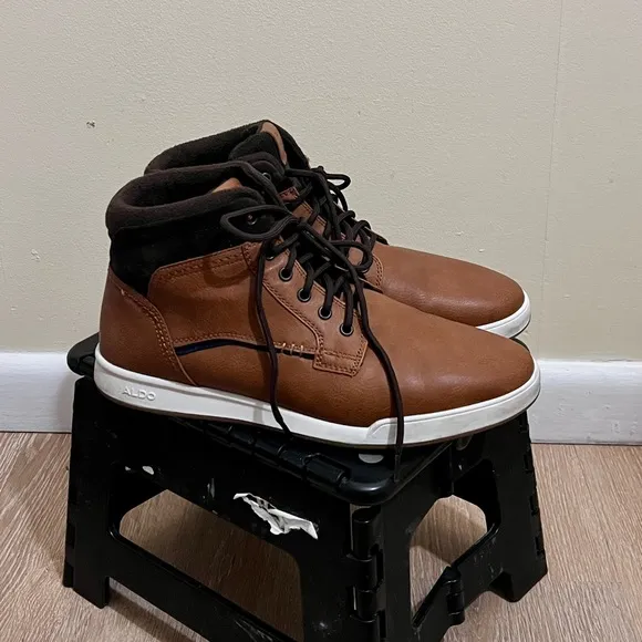 Aldo Brown Cognac High Top Sneakers Size 9.5