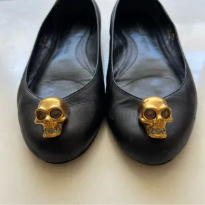 Alexander McQueen black flats size 10.5