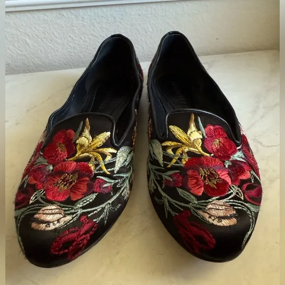 ALEXANDER MCQUEEN Floral Embroidered Ballet Flats