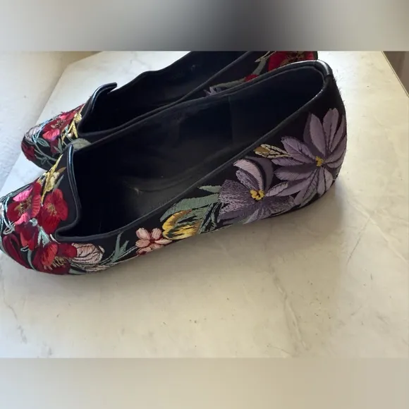 ALEXANDER MCQUEEN Floral Embroidered Ballet Flats