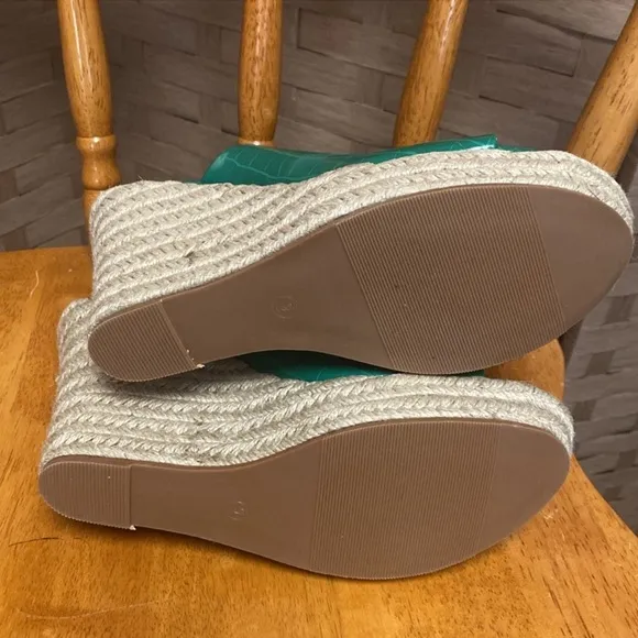 ALLEGRA K kerri green 4” platform Espadrilles slides