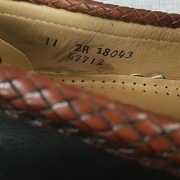 Allen Edmonds Maxfield men's dress tassel loafers size 11 black brown USA made