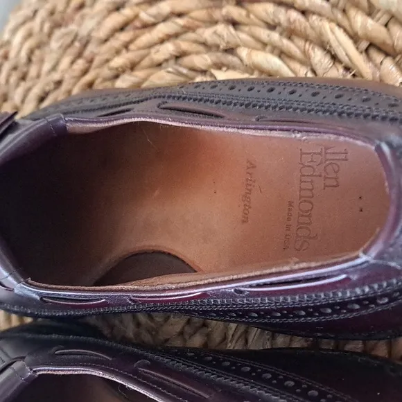 Allen Edmonds Mens Classic Kiltie Wingtip Tassel Cordovan Arlington Loafers 10 D