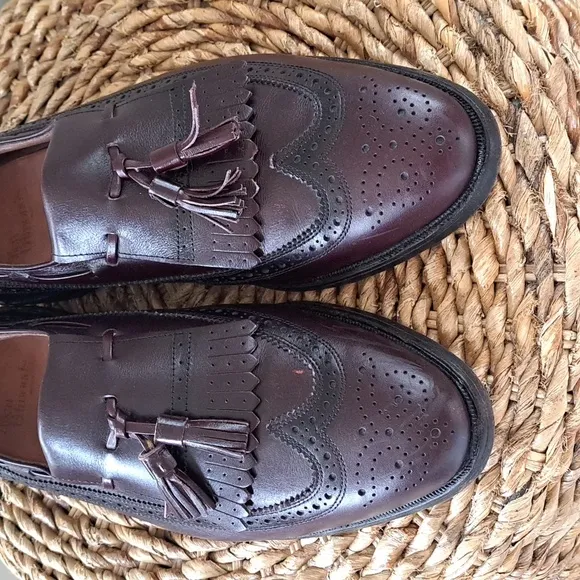 Allen Edmonds Mens Classic Kiltie Wingtip Tassel Cordovan Arlington Loafers 10 D