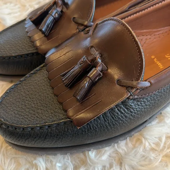 Allen Edmonds Nashua black &amp; brown tassel leather loafers. 13
