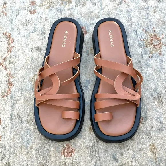 Alohas EUC Flat Brown Leather Sandals Sz 42, 11 US