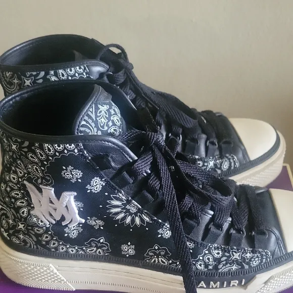 AMIRI, BLACK /WHITE HIGH TOP SNEAKERS LEATHER LINNING.