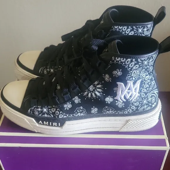 AMIRI, BLACK /WHITE HIGH TOP SNEAKERS LEATHER LINNING.