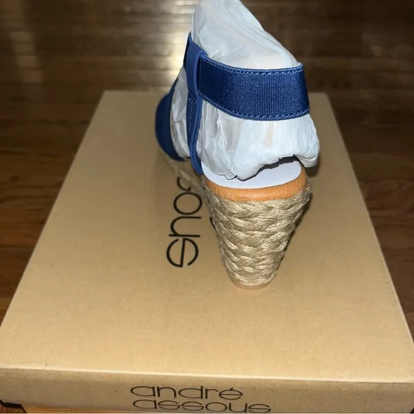 Andre Assous Nalik Platform wedge  Espadrilles Sandals Navy Women's Size 6