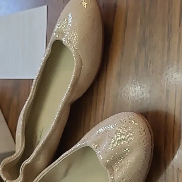 Anniel Ballet Flats Gold Shimmery ADORABLE ♥ Size 41 / approx. 10.5 USA ♥
