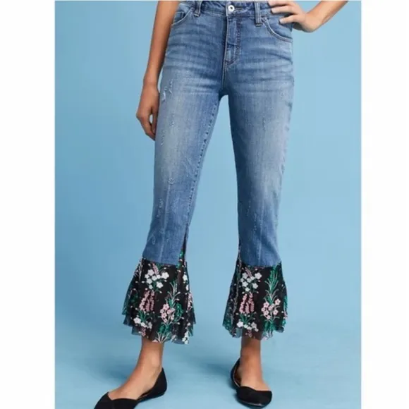 Anthro Pilcro High rise Embroidered Tiered cha cha flounce Lace Jean size 30 NWT