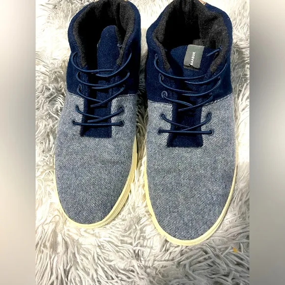 Baabuk Sky Wooler Shoes, Jean's Blue, UNISEX Size (44 mens 10/womens 11.5)