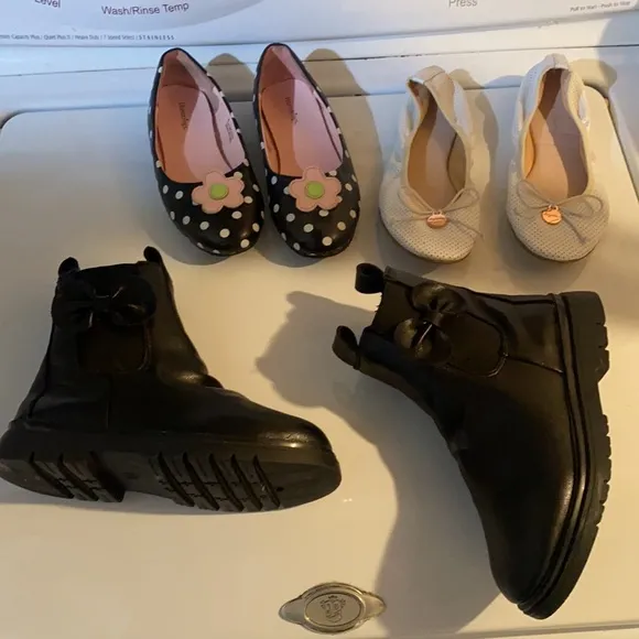 Back to school &amp; Bundle of little Girls shoes all in pre loves condition…