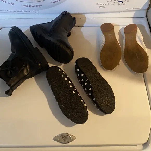 Back to school &amp; Bundle of little Girls shoes all in pre loves condition…