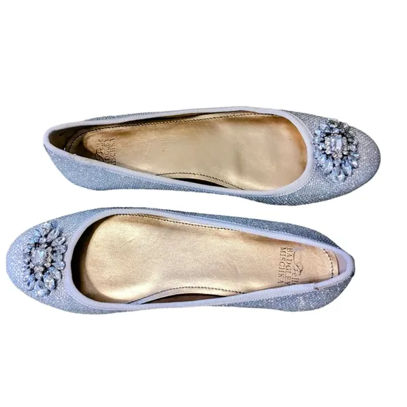 Badgley Mischka Silver Rhinestone Embellished Ballet Flats Crystal Broach Sz 7.5