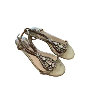 Badgley Mischka Womens Beige Embellished Leather Flat Jeweled Sandals Size 9M