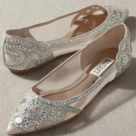 Badgley Mischka Women's Gigi Pointed Toe Jeweled Ivory Ballet Flats 7.5